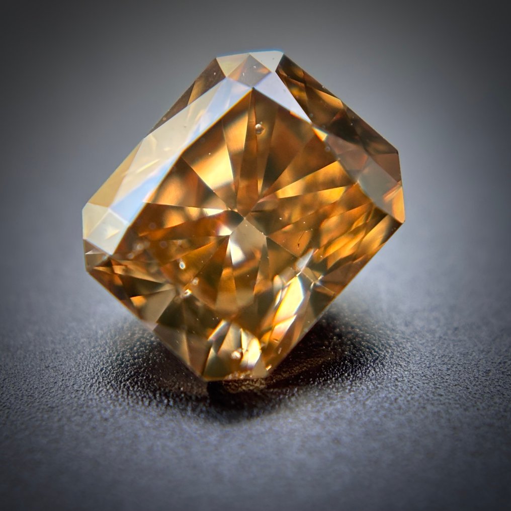 1 pcs Diamond  (Natural coloured)  - 0.62 ct - Radiant - Fancy intense Orangy Brown - SI1 - Antwerp Laboratory for Gemstone Testing (ALGT) #1.0