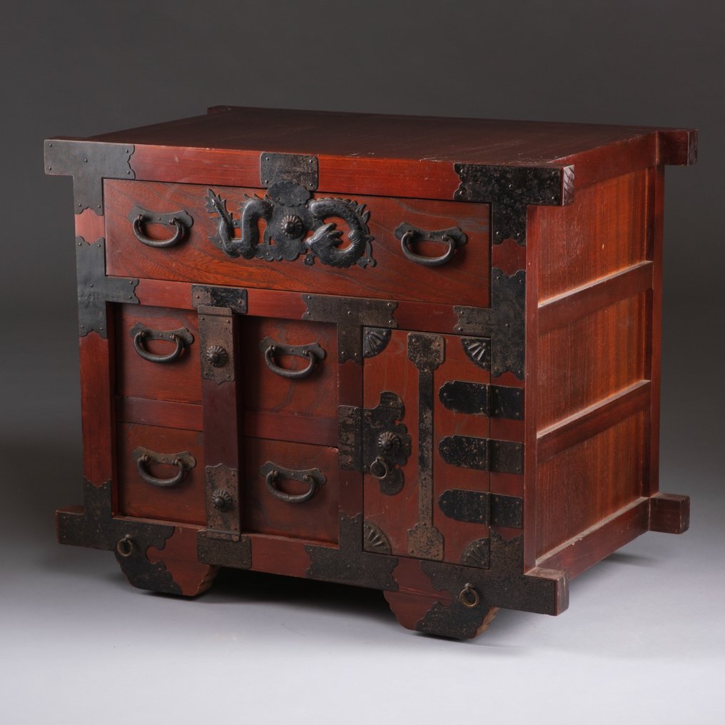 Μικρό ροδάτο αποθηκευτικό κουτί - Ξύλο, Σίδηρος (Χυτός) - Ιαπωνία - Μεσαία περίοδος Shôwa (δεκαετίες 1950-1960) #1.0