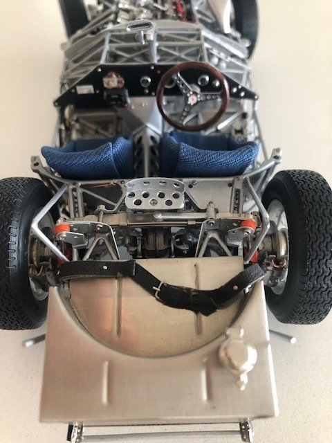 CMC 1:18 - Model car - Maserati Tipo 61 Birdcage (1960) chassis-version #1.0