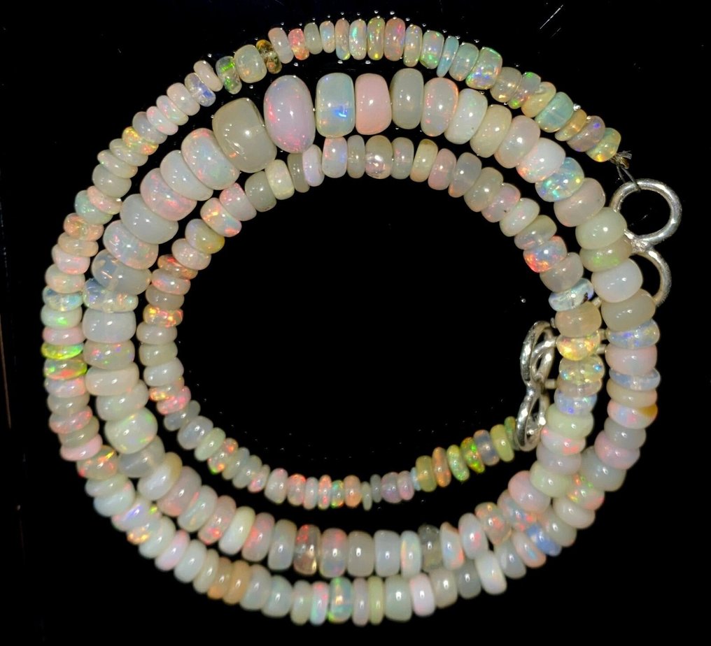 Beautiful Natural Opals - 53 cts- 10.6 g #1.0