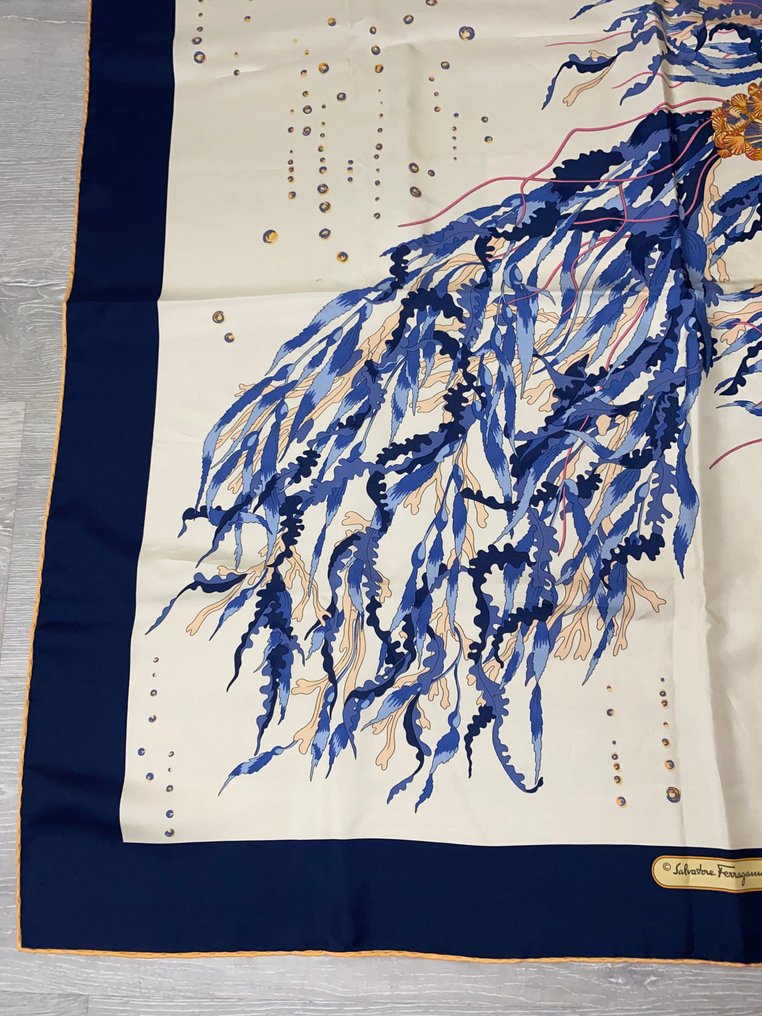 Salvatore Ferragamo - Halstuch #2.1