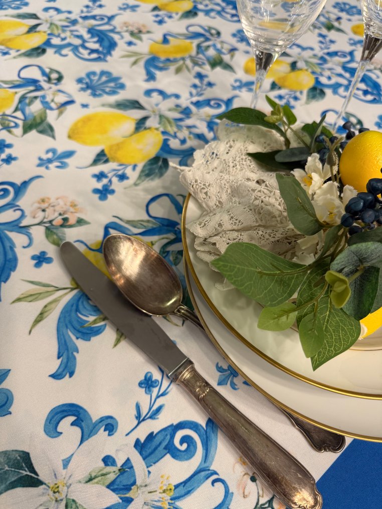 Tablecloth with Mediterranean fantasy lemons. - Tablecloth  - 1.8 m - 1.5 m #1.0