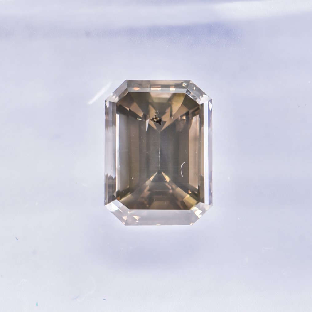 Ei pohjahintaa - 1 pcs Timantti  (Luonnonvärinen)  - 1.09 ct - Smaragdi - Fancy deep Vihertävä, Rusehtava Keltainen - SI2 - Kansainvälinen gemologinen instituutti (IGI) - VG VG #2.1