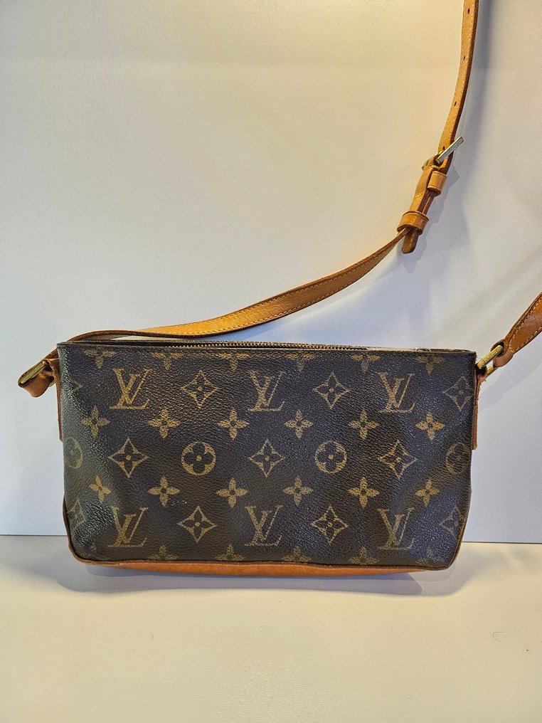 Louis Vuitton - Trotteur - Handbag #1.0