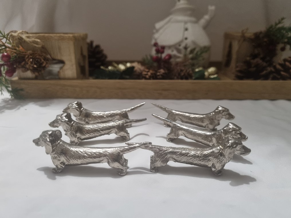 Messensteun (6) - teckels - geplateerd met zilver #3.2