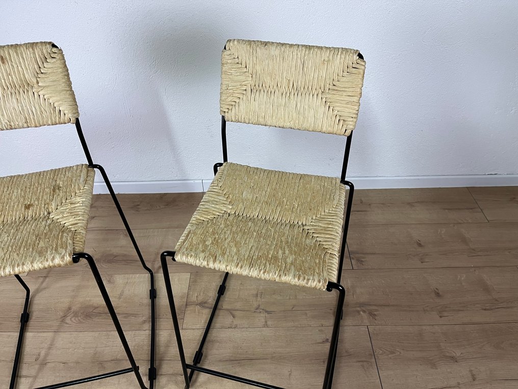 Stool - Rattan, Metal - Pair of stools in painted black metal and straw. #3.2