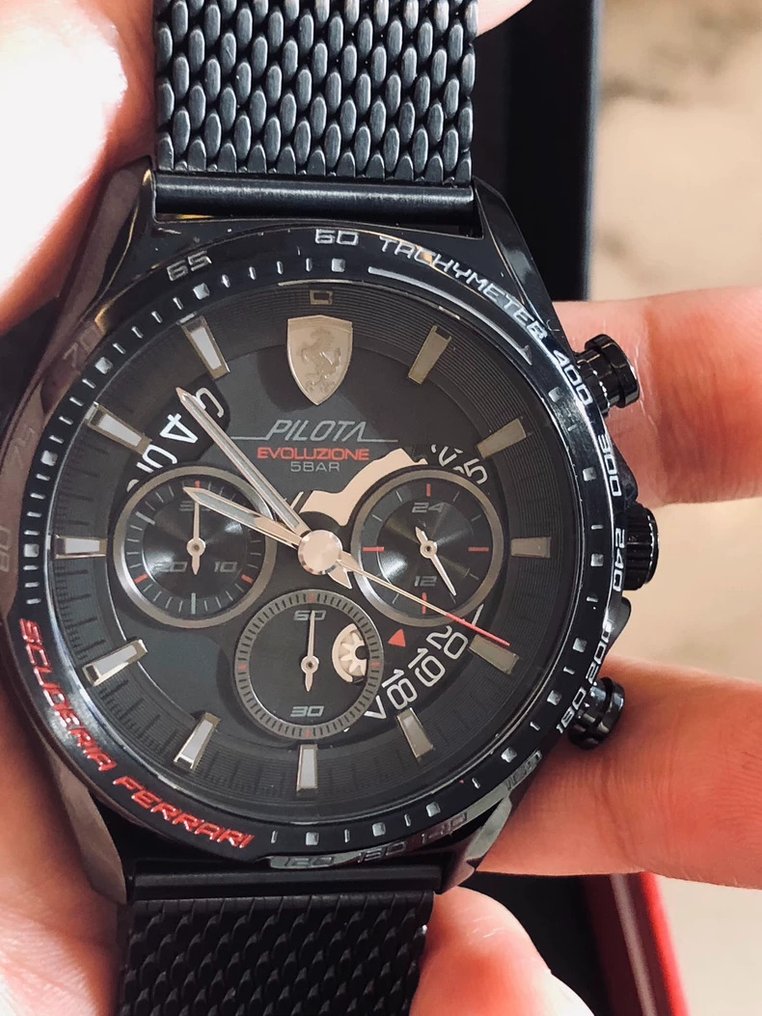 Scuderia Ferrari - Ferrari quartz wristwatch, multi-functional chronograph sports model with three sub-dials and six - Heren - 2010-2020 #2.1