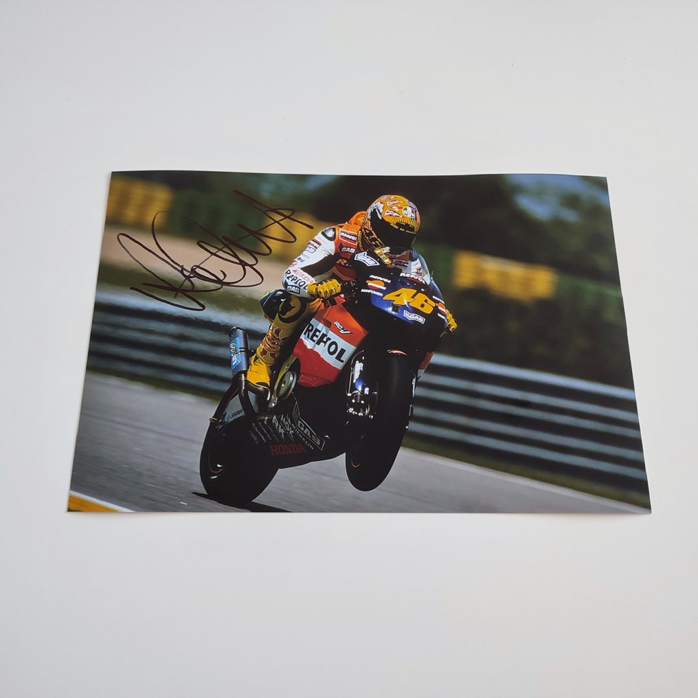 本田車隊 - MotoGP - Valentino Rossi - 2002 - 照片  #1.0