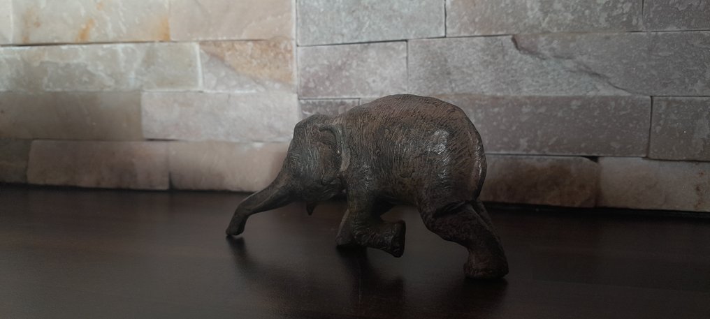 Pierre Chenet (XX-XXI) - Escultura, L'Elephant a la trompe déployé - 6.4 cm - Bronce #1.0