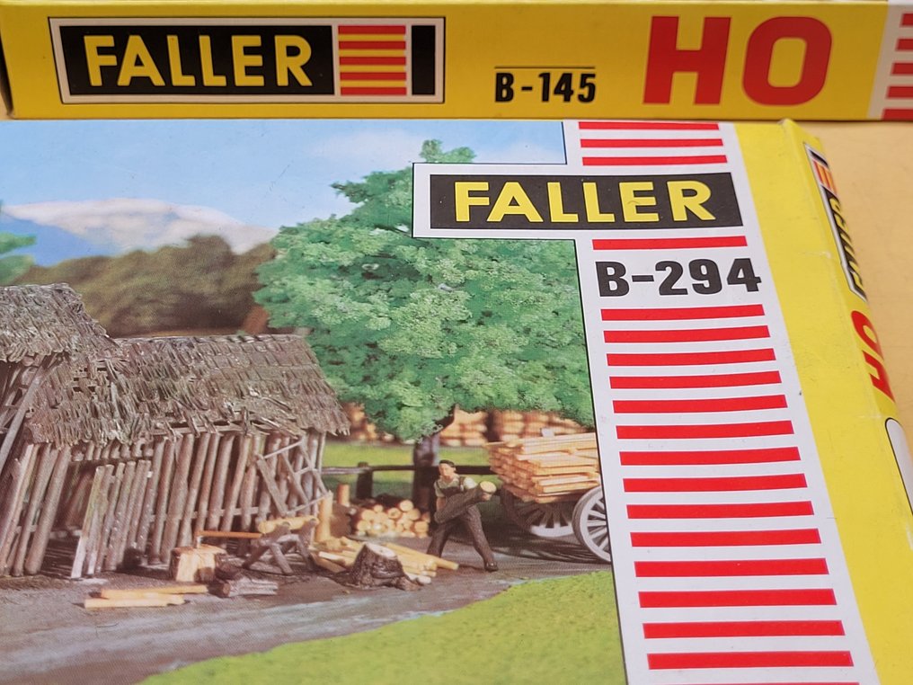 Faller 0 - Landskab til modeleltog (7) - Sæt med syv byggesæt til modeljernbanemiljøer (H0) samt et Märklin-tilbehør. #4.3