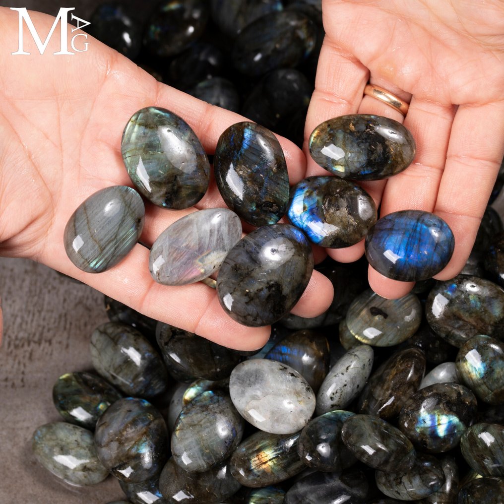 1 kg Labradorite Tumbled Stone Collection – Healing & Decorative Use - Height: 1 mm - Width: 1 mm- 1000 g #1.0