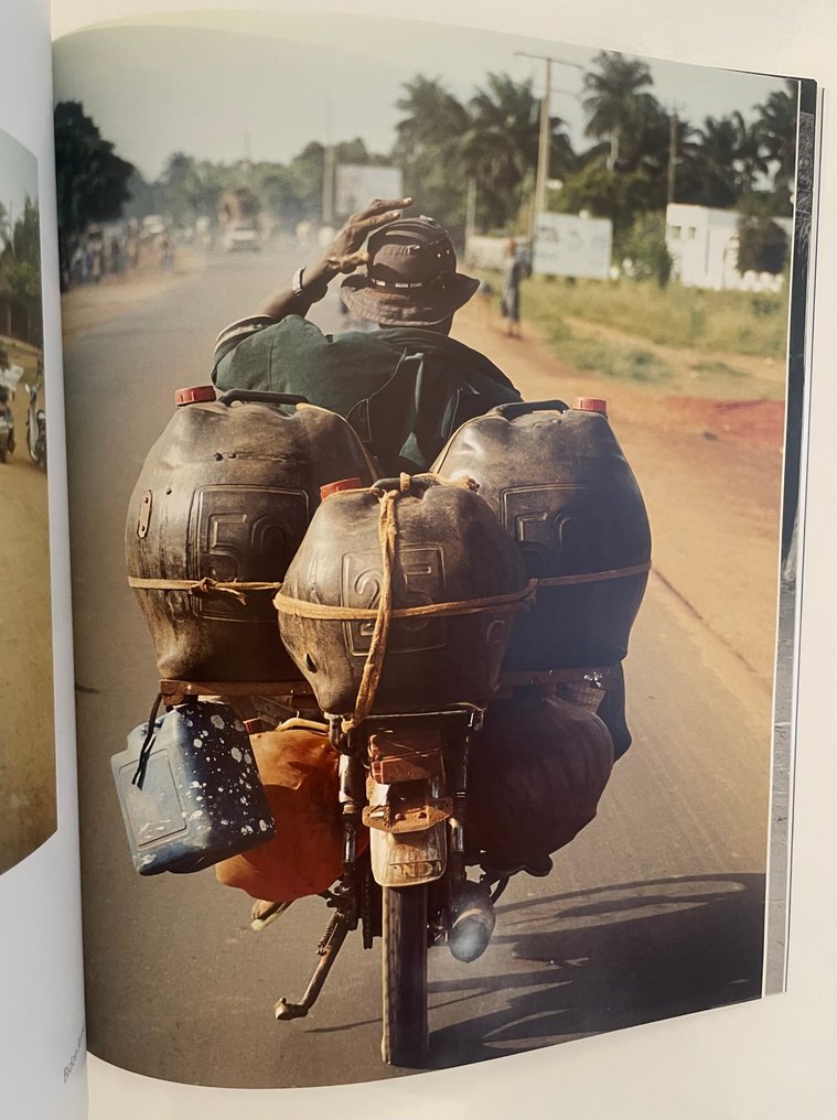 Marie-Cécile Zinsou, Romuald Hazoumé - Romuald Hazoumé - 2005 #2.1
