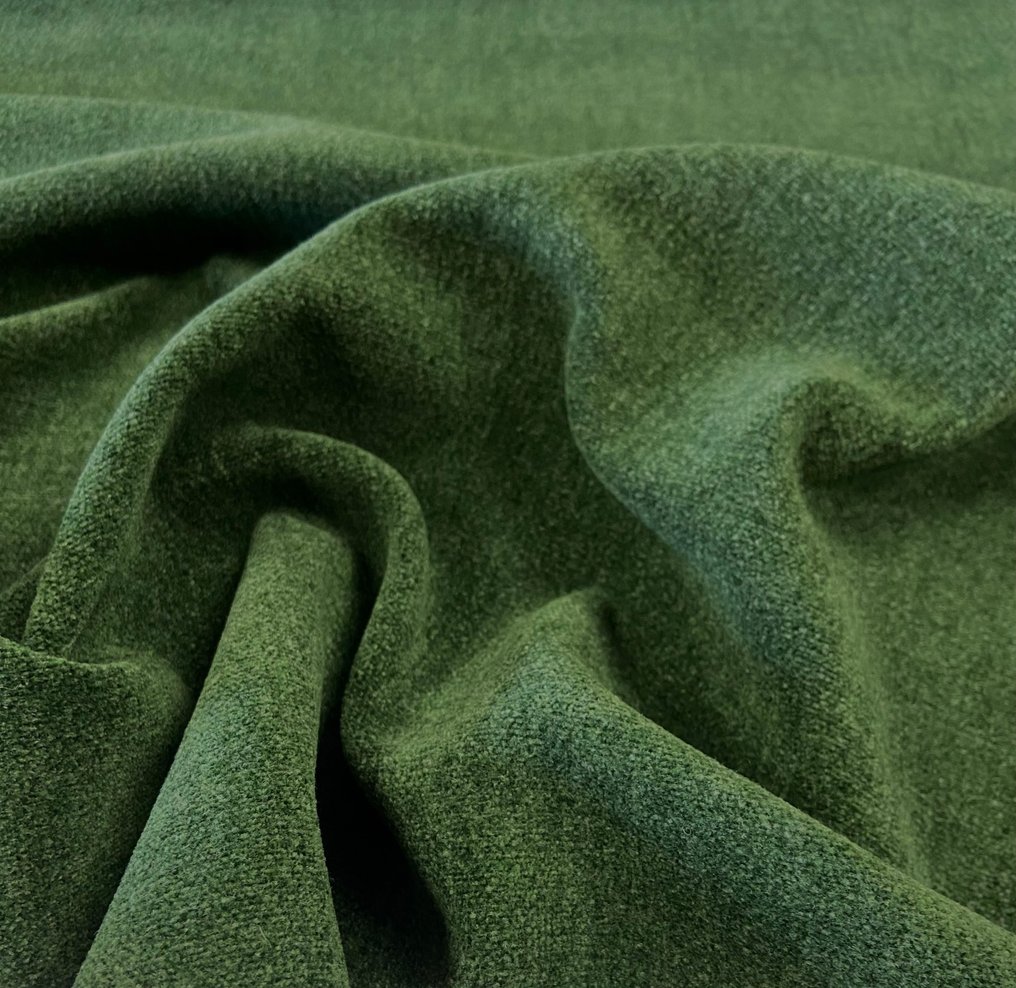 Εξαιρετικό υφασμάτινο με υφή καρυδιού, συμπαγές αλλά μαλακό πράσινο μελανζέ. - Ύφασμα ταπετσαρίας  - 600 cm - 140 cm #1.0