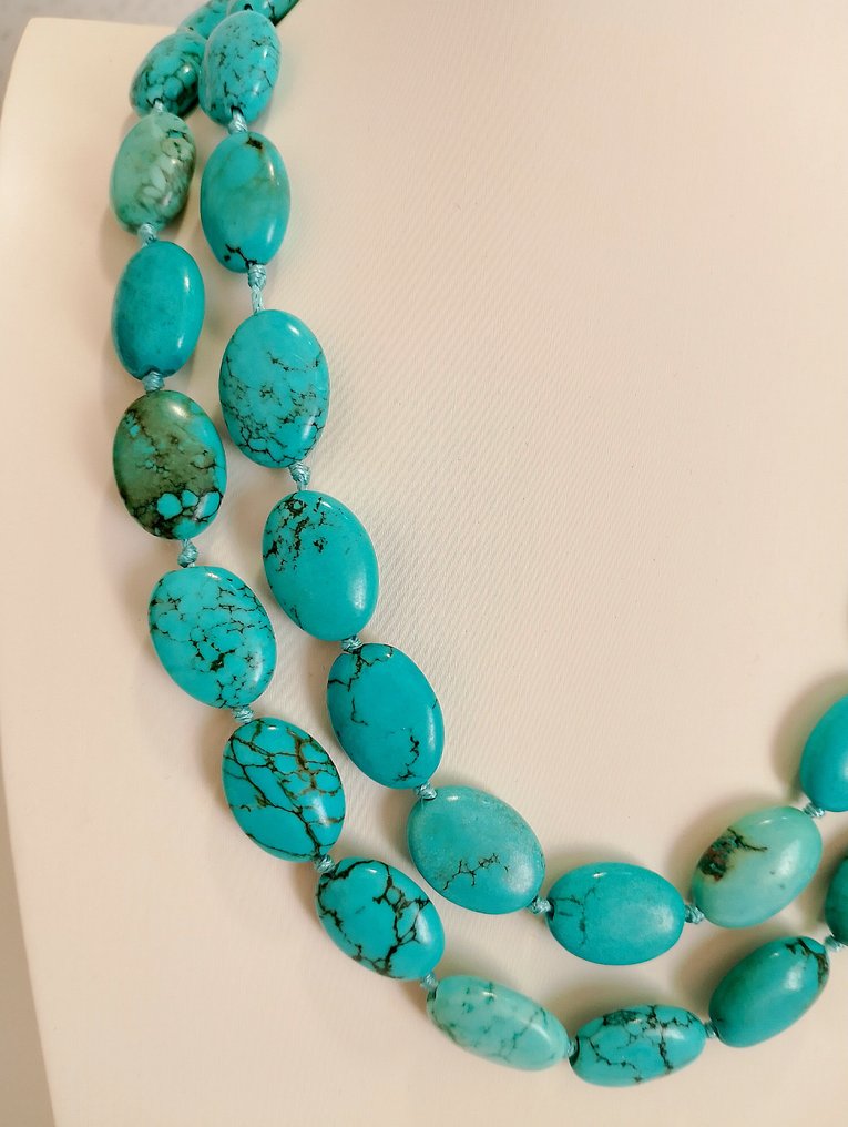 Τυρκουάζ - Κολιέ πίστης - Βελτιώνει το τρίτο μάτι: προάγει τον διαλογισμό και την διαίσθηση. - Κολιέ - Σπάνιο κολιέ από τουρκουάζ. #2.1