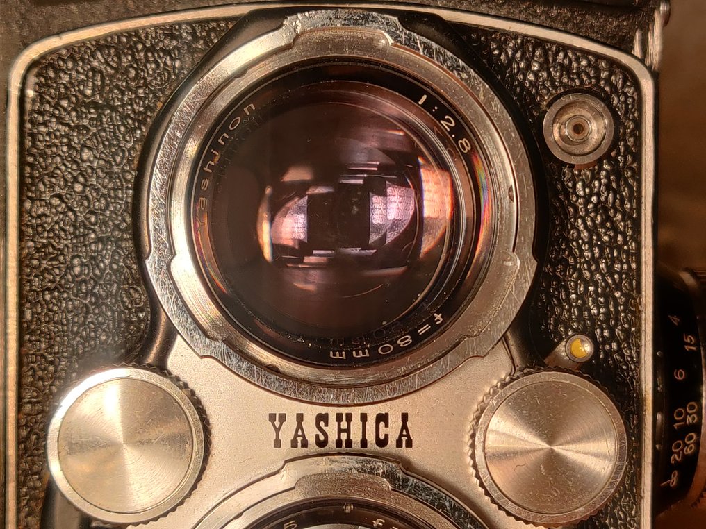 Yashica -Mat 6x6 with Yashinon 3,5/80mm + lensdop - Copal-MXV | Twin lens reflex camera (TLR) #4.3
