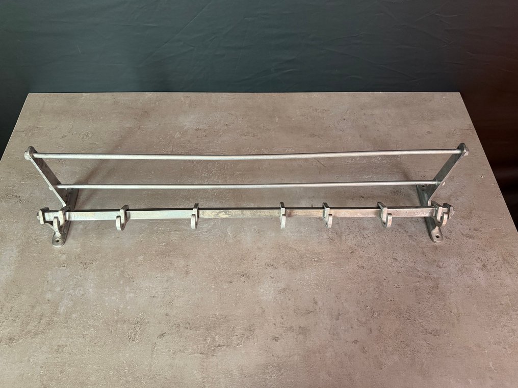 Fabryka Wyrobów Metalowych w Stojadłach - 衣帽架 - PRL - 鋁 - 工业衣架 #2.1