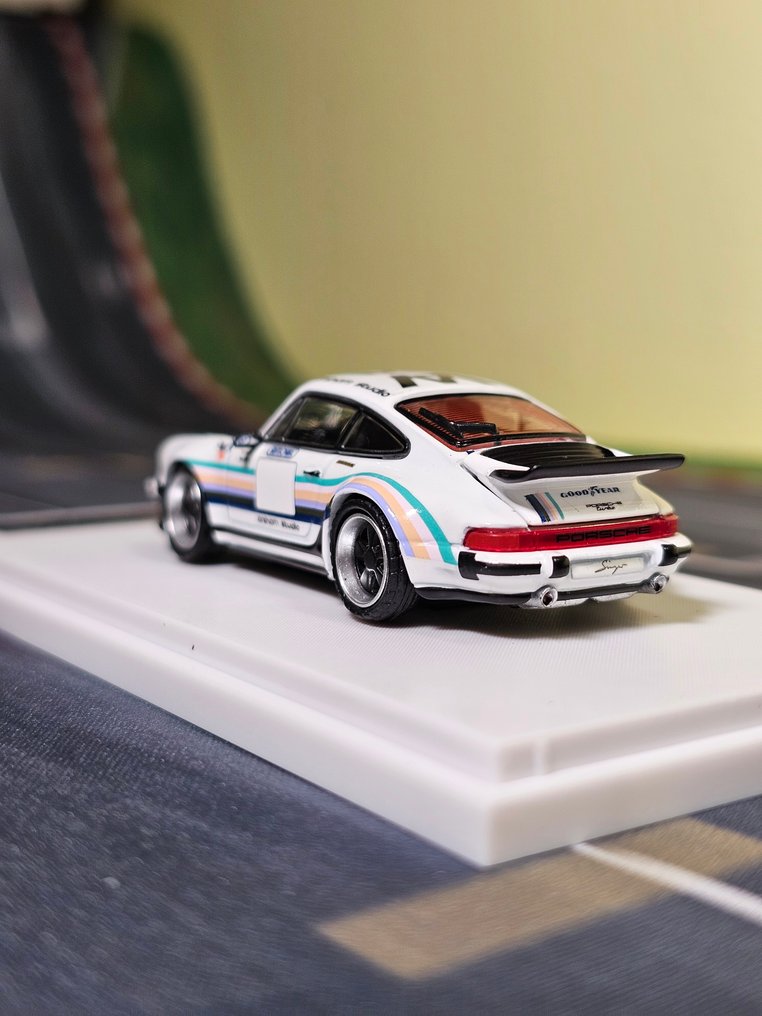 Ghost Player, Hot Wheels, Matchbox, Majorette, Tomica 1:64 - Model car - Porsche Singer Turbo Study 930 - Daniel Arsham livery - diecast model #1.0