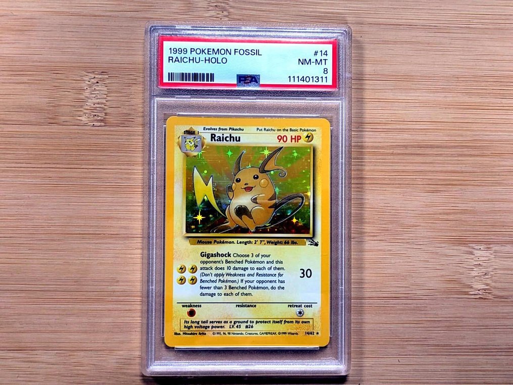 Pokémon - 1 Graded card - Raichu #14 - 1999 - VINTAGE - OLD Holo, Foil - PSA 8 - WOTC - Fossil #3.2