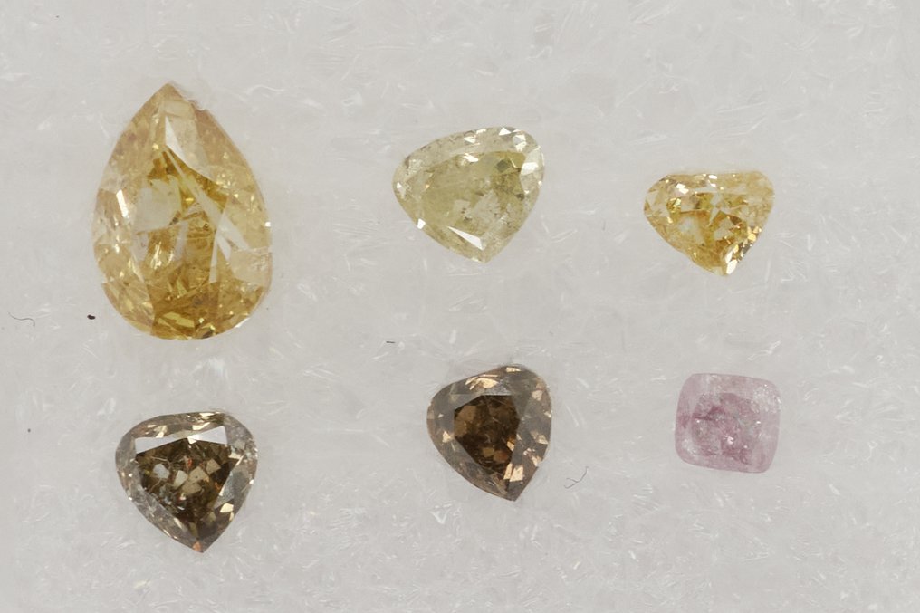 Ingen mindstepris - 6 pcs Diamant  (Natur)  - 0.96 ct - Blandet slibning - I1, I2, I3 - Gem Report Antwerp (GRA) #1.0
