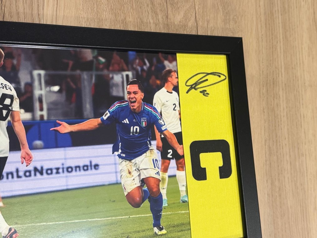 Italia - 欧洲足球锦标赛 - Giacomo Raspadori - 队长袖标, 框架 #3.2