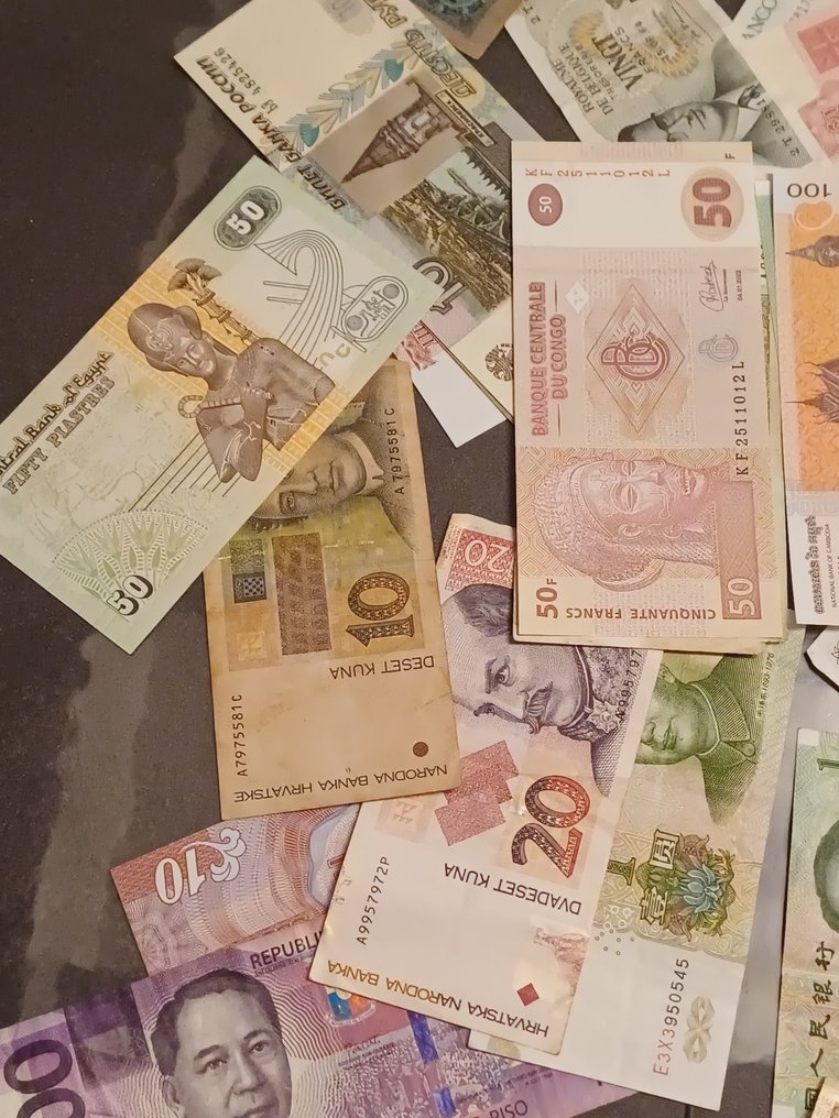 Maailma. - 112 banknotes - including duplicates - various dates (Ei pohjahintaa) #2.1