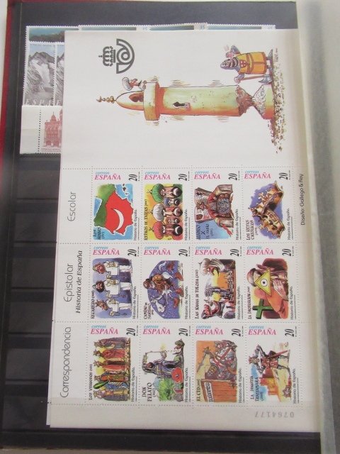 Espanja - 842 € arvo, postimerkkikokoelma ja lohkot #4.3
