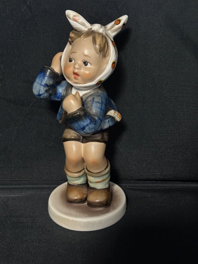 Goebel - 雕像 - Collectible Hummel Goebel Figurine 1951 #217 "Boy with toothache" - TMK4 - 瓷, 陶瓷 #1.0