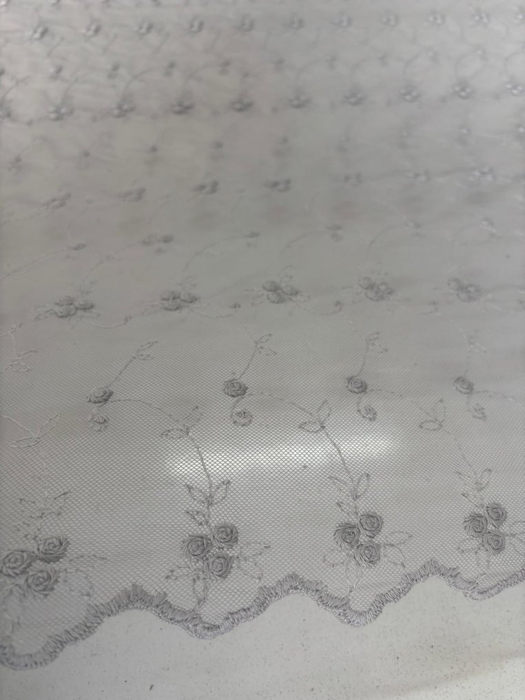 珍贵窗帘面料，法式刺绣蕾丝，底部镶边，升高的小花装饰 - 窗簾布料  - 500 cm - 300 cm #2.1