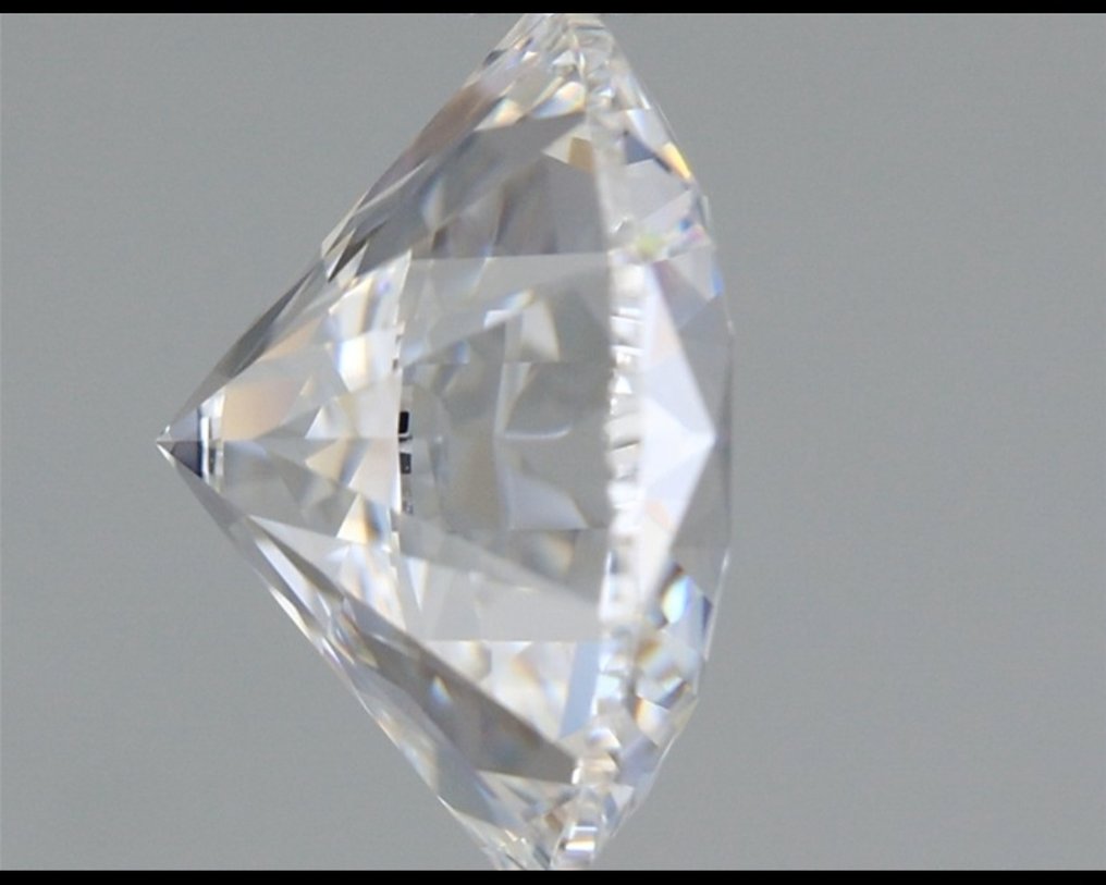 1 pcs 钻石  (天然)  - 0.70 ct - 圆形 - G - VVS1 极轻微内含一级 - 美国宝石研究院（GIA） #3.2