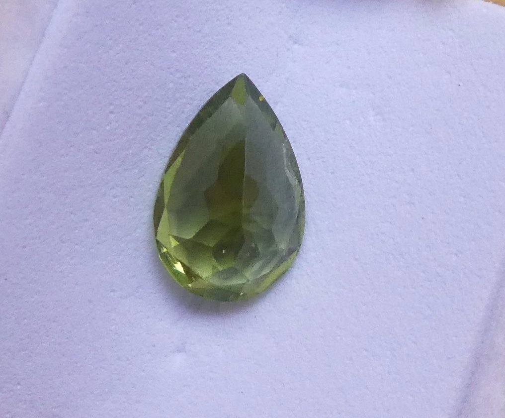 Peridot - 3.13 ct - Instituto Gemólogico Español (IGE) #3.2