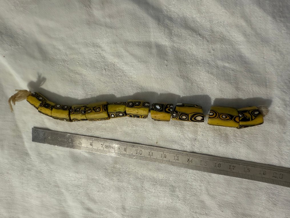 Helmi (11) - Afrikka #4.3