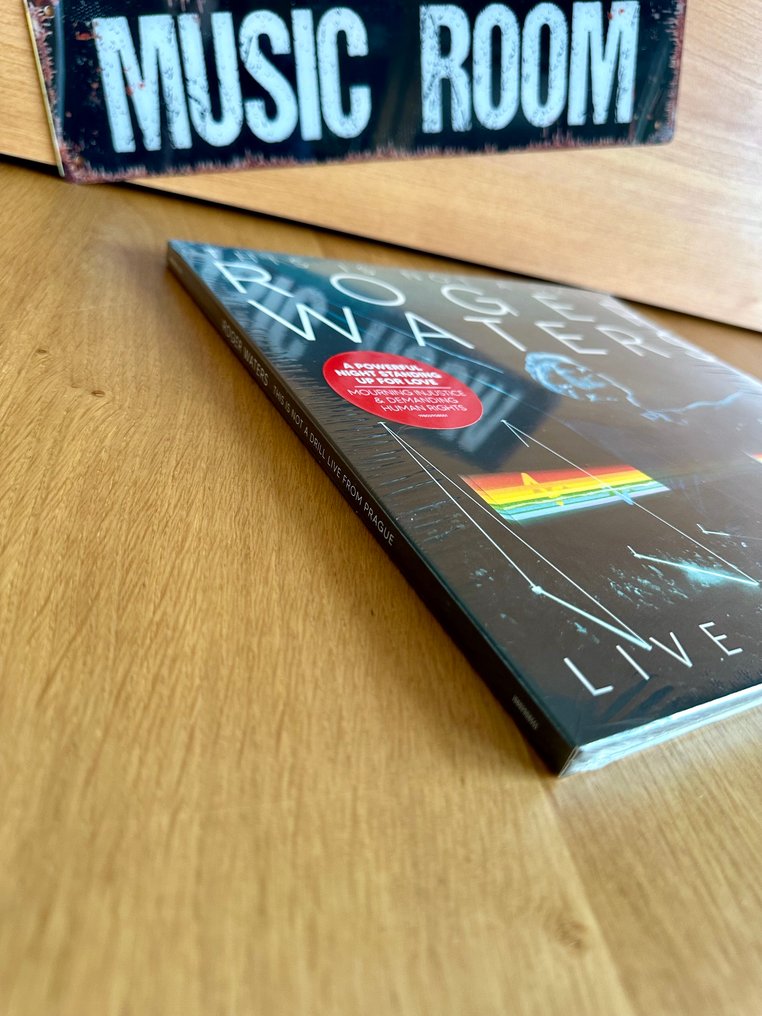 Roger Waters - This Is Not A Drill Live From Prague (4 LP) - Coffret LP - 2025 #4.3