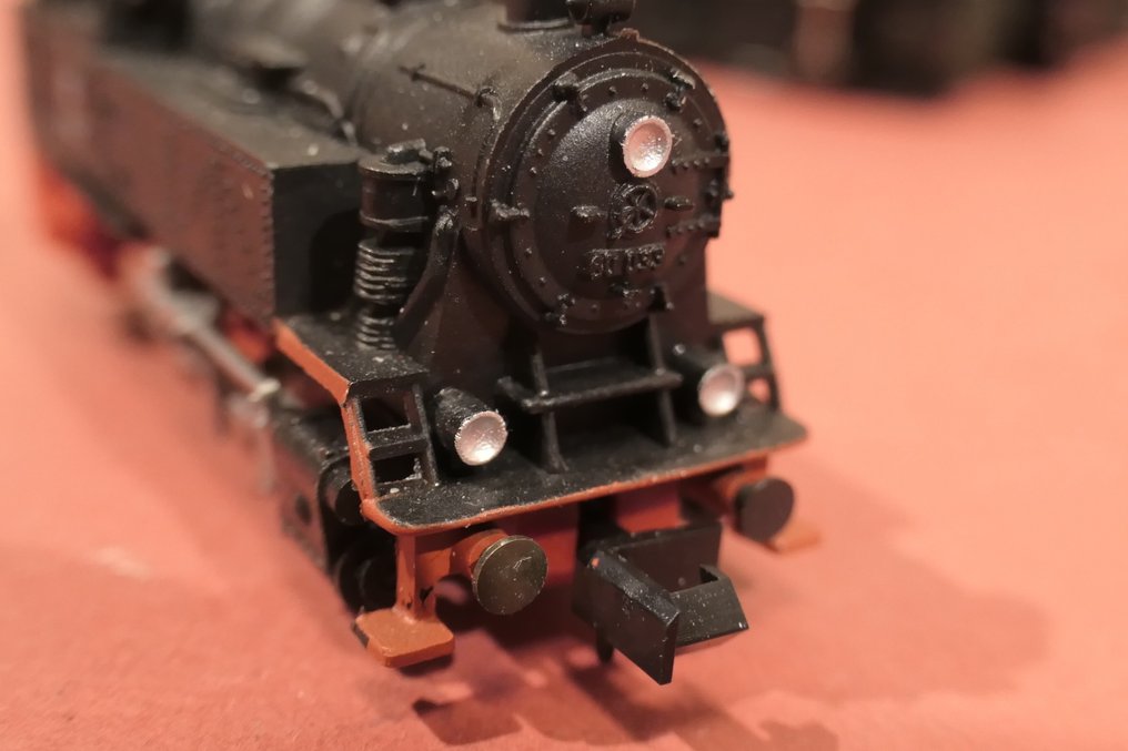 Arnold, Minitrix, Fleischmann N - 0225, 8070K, 8062, 51 3059 00, 13754 - Modelltog lokomotiv (5) - Autentisk lokalbanetog for passasjerer med damplok BR 80. - DB #3.2