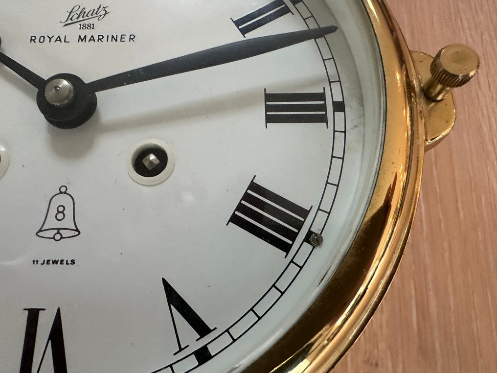 Scheepsklok - Schatz, for repair - Vintage - Gelakt messing. Klok in uitstekende staat, de klanken werken; messing behuizing is gebarsten en moet - pre-1992 #4.3