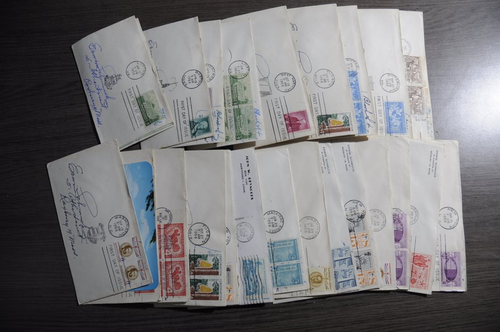 USA - Lot cu FDC-uri de 100 de cenți și capace speciale într-o cutie. #2.1