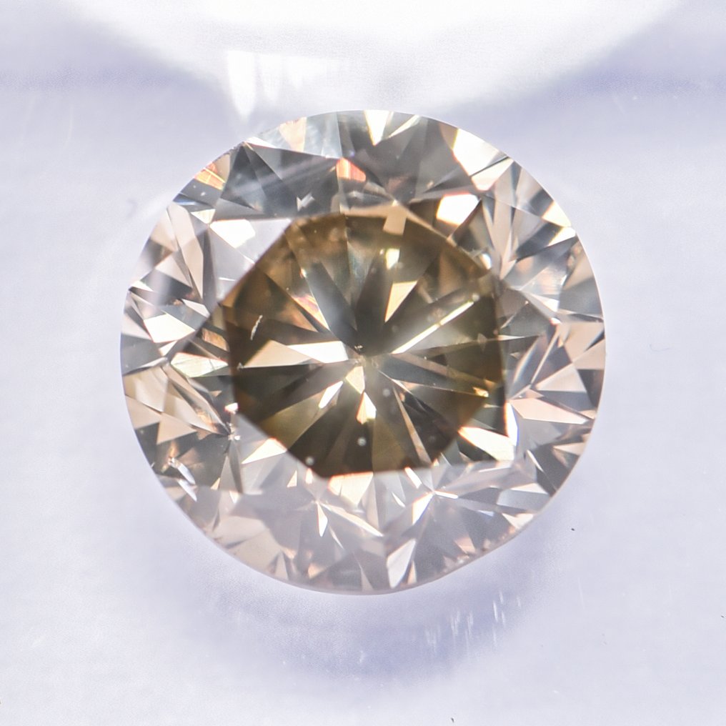 χωρίς τιμή ασφαλείας - 1 pcs Διαμάντι  (Φυσικού χρώματος)  - 2.50 ct - Στρογγυλό - Fancy Πρασινωπό, Καφετί Κίτρινο - SI1 - International Gemological Institute (IGI) - ΒΓ #2.1