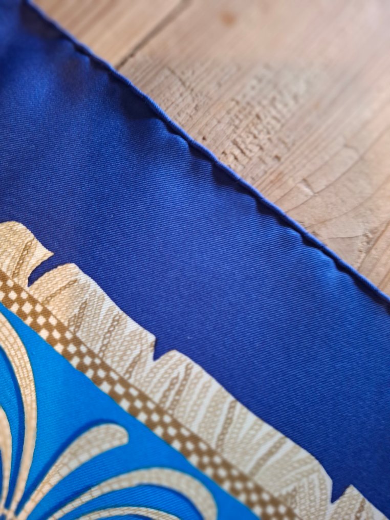 Hermès - La Pr ésentation - Foulard #3.2