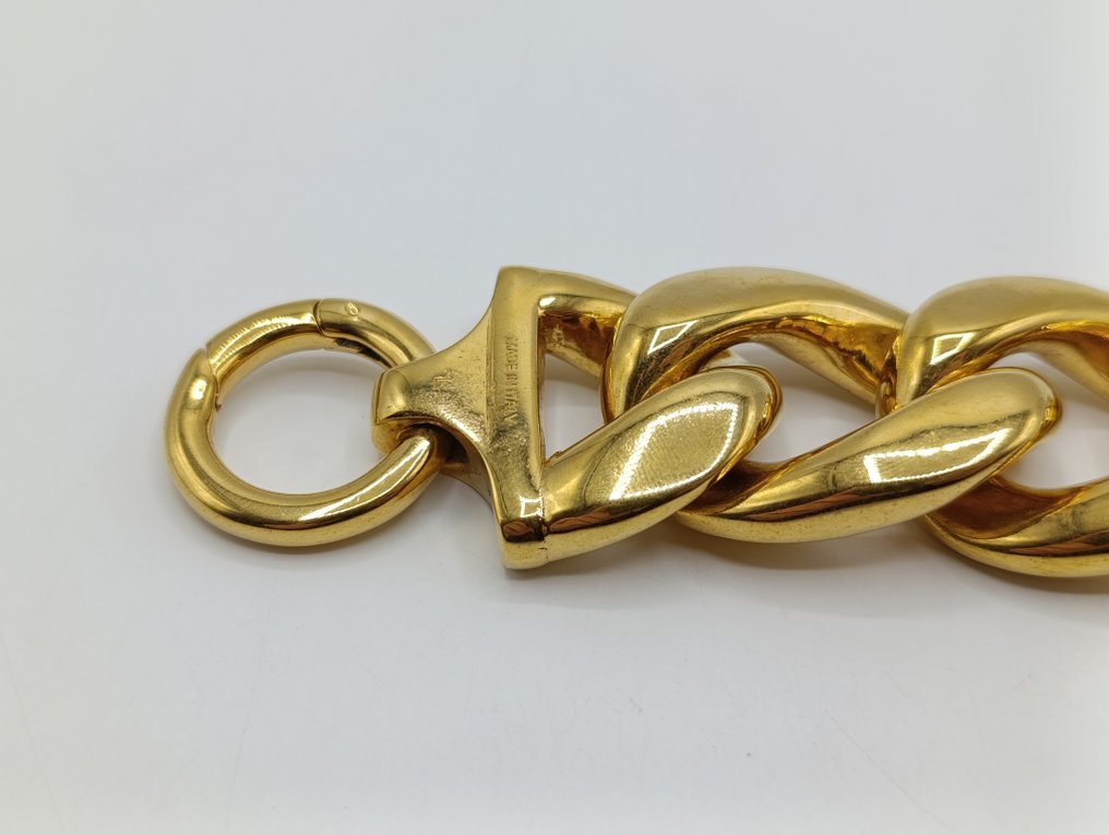 Céline - Metalli - Rannekoru #3.2