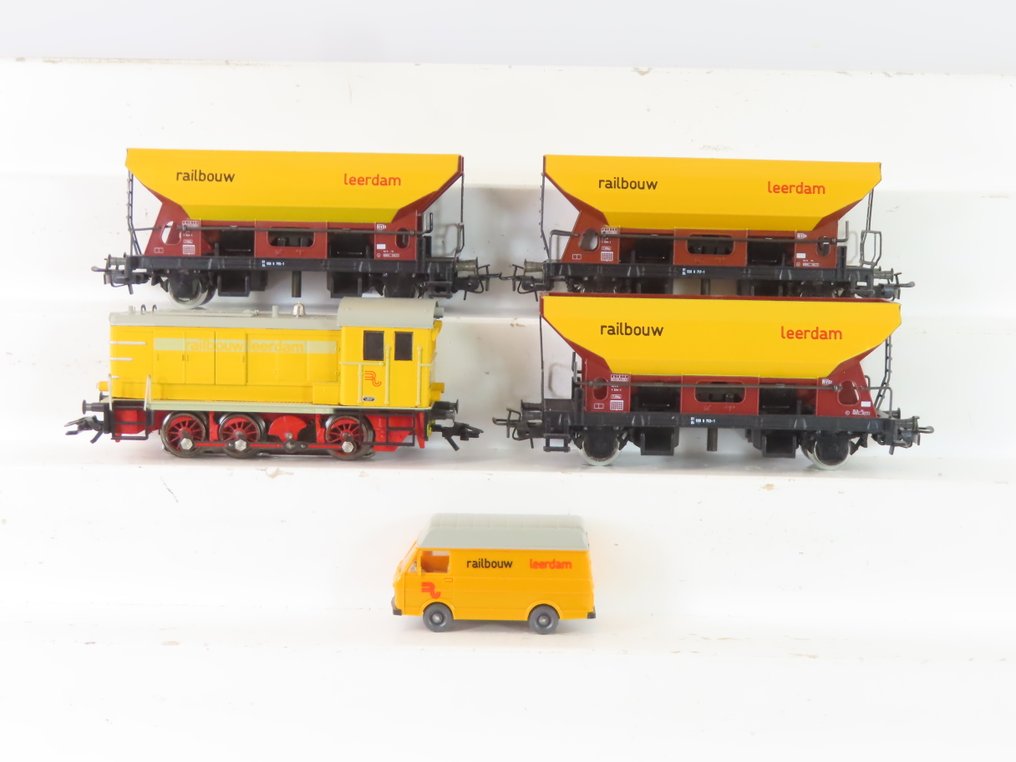 Märklin H0 - 2845 - Ensemble de train (1) - Set de train de 5 pièces « Railbouw Leerdam » avec locomotive diesel et remorques - Privaat #1.0