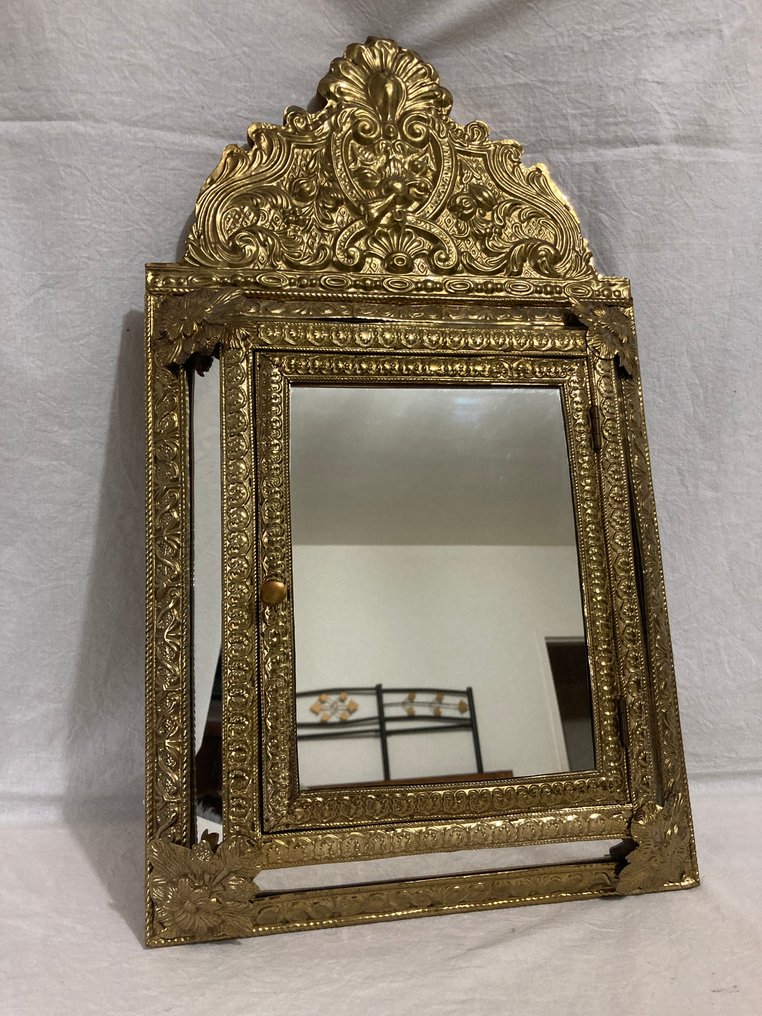 Tükör- Lenyűgöző titkosajtó tükör. - Kalapált réz #1.0