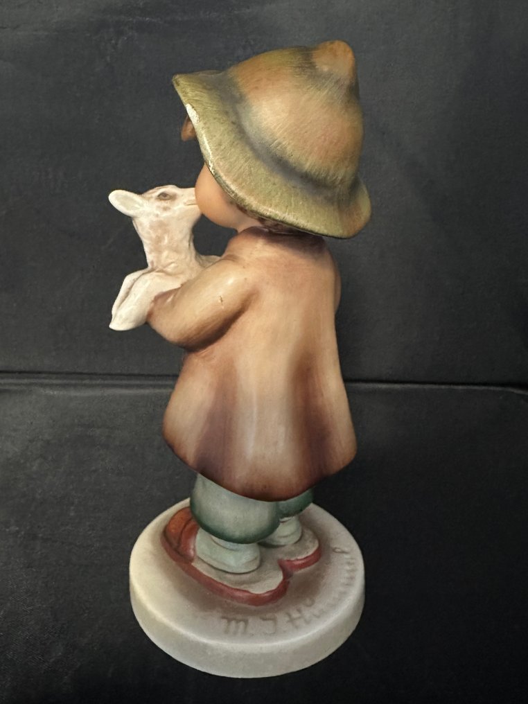 Goebel - 雕像 - Boy with Lamb ( "The Lost Sheep") - TMK2 - 瓷 #4.3