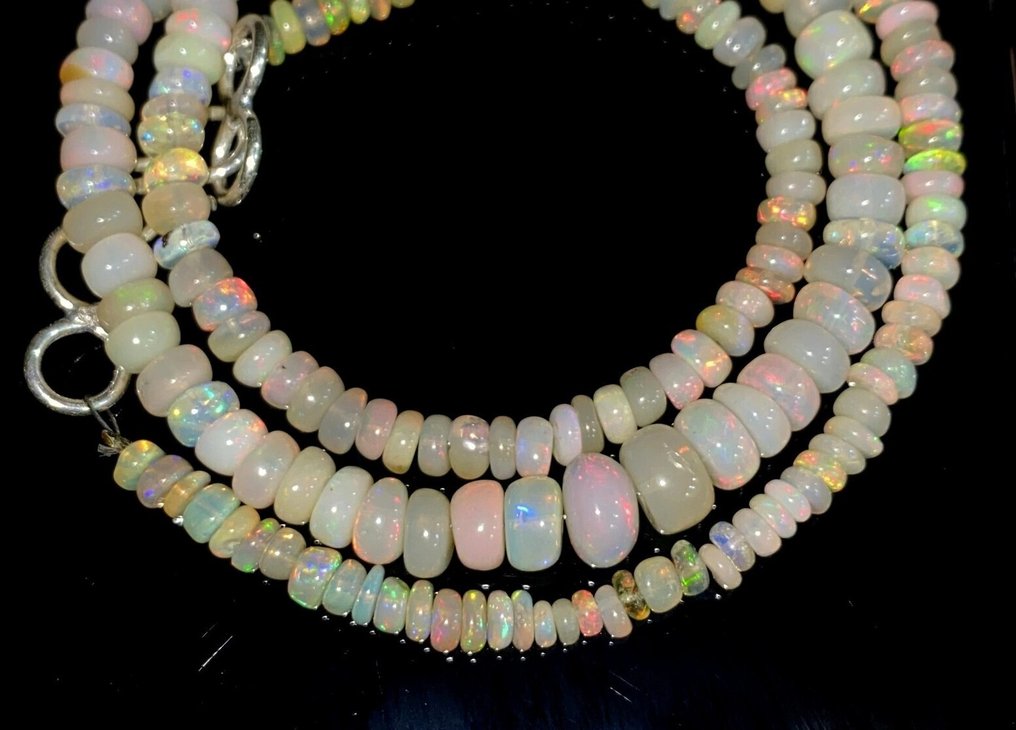 Beautiful Natural Opals - 53 cts- 10.6 g #2.1
