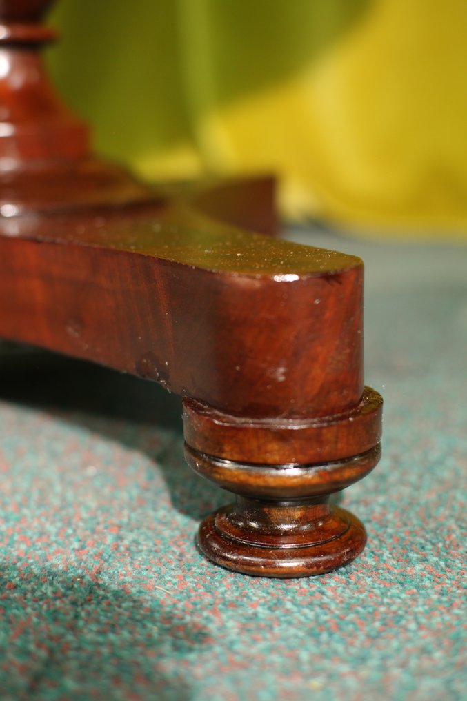 桌 - 木, 桃花心木 - 桃花心木边桌 #4.3