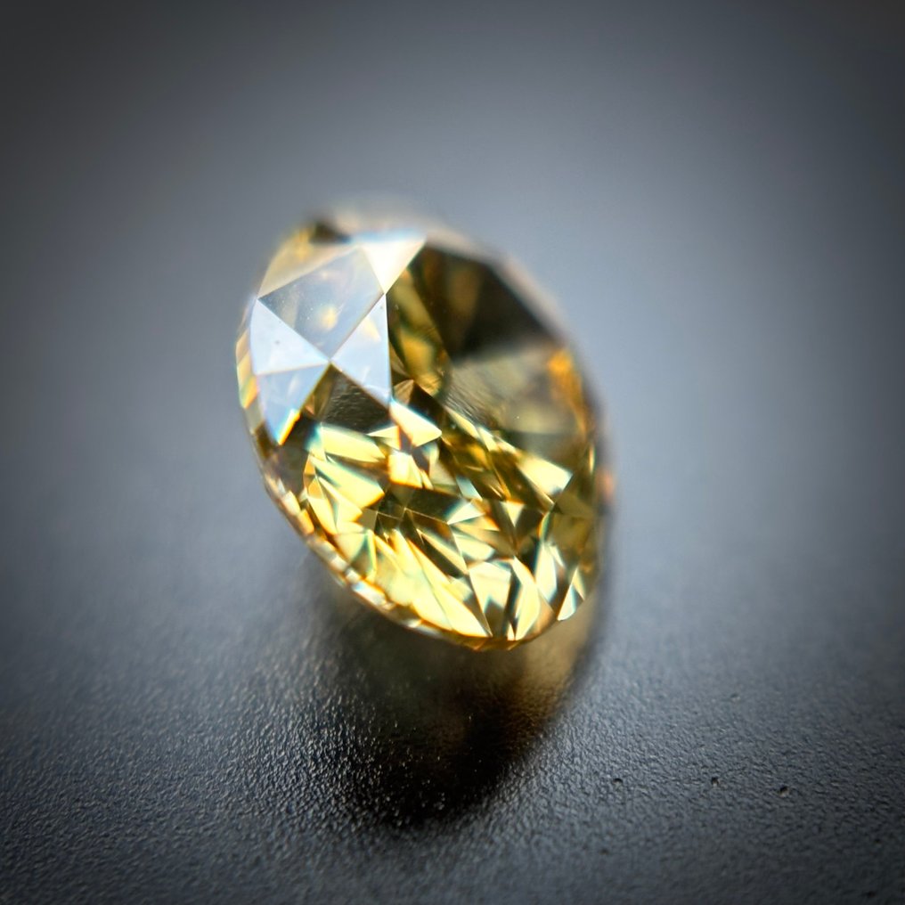 1 pcs 钻石  (天然色彩的)  - 0.68 ct - 椭圆形 - Fancy intense 稍帶棕色的 黄色 - VS1 轻微内含一级 - 安特卫普宝石检测实验室（ALGT） #3.2