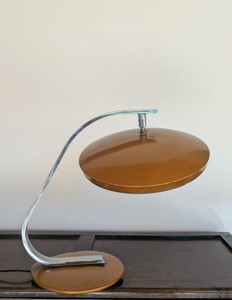 Fase - Luis Perez de la Oliva - Candeeiro de mesa - 520c - Aço #3.2