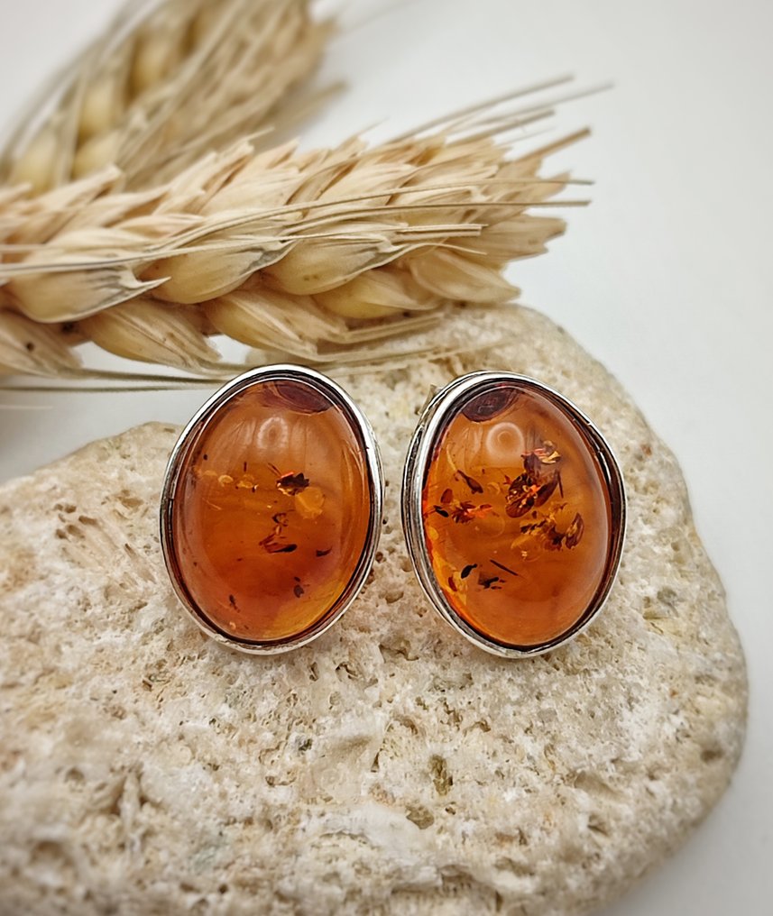 925 silver earrings with top quality amber. - Height: 15 mm - Width: 10 mm- 3.8 g - (1) #2.1