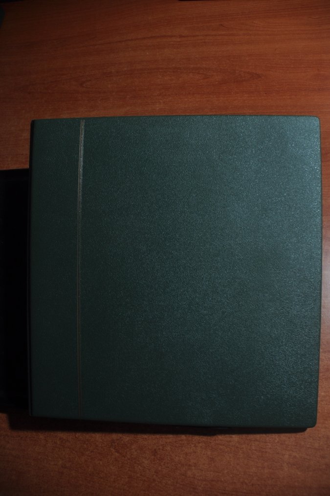 配饰  - 4 个空的奢华 Safe 轮胎，带卡带 #1.0