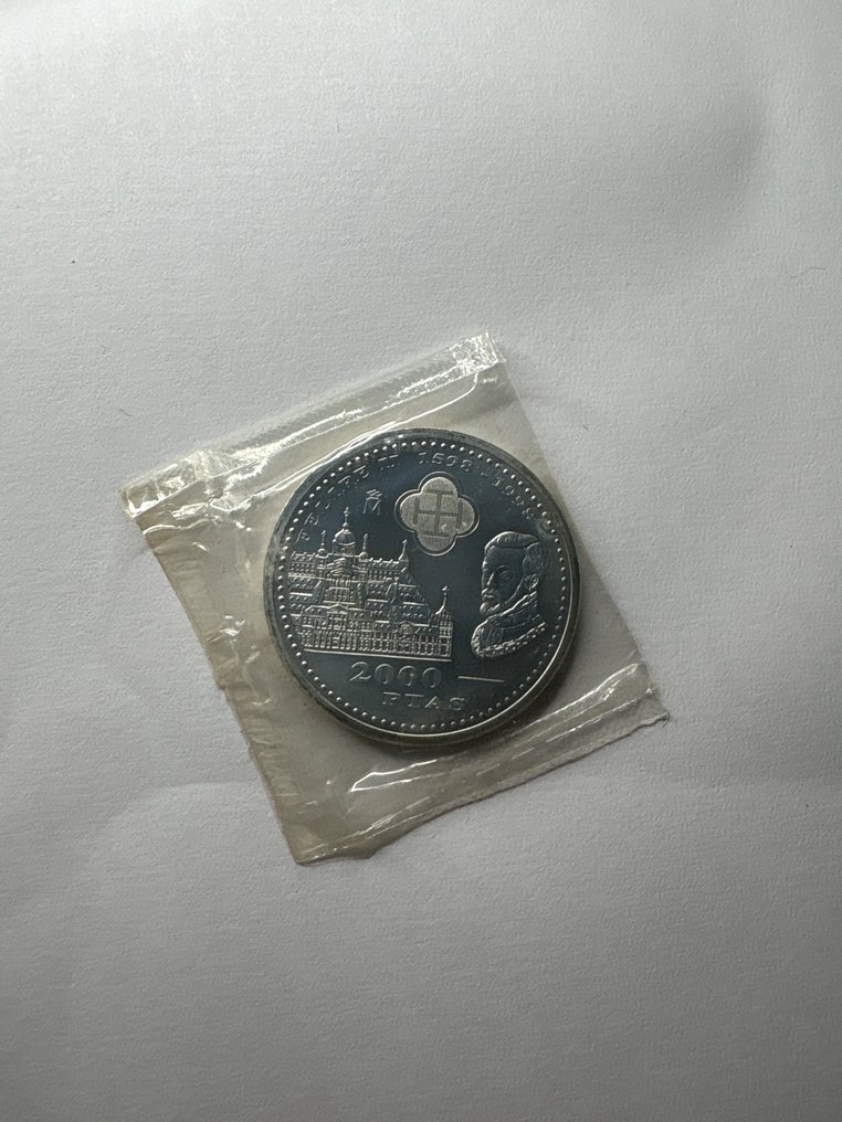 Ισπανία. 2000 Pesetas 1094/1997/1998, Lot de 3 pièces (χωρίς τιμή ασφαλείας) #4.3