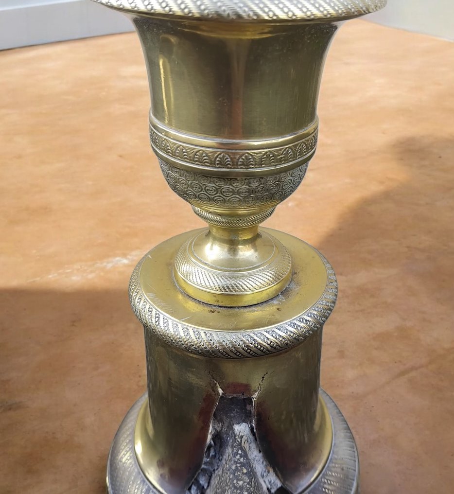 Kaminzubehör (2) - Chenets - Neoklassischer Stil - Vergoldetes Kupfer, Gusseisen #3.2