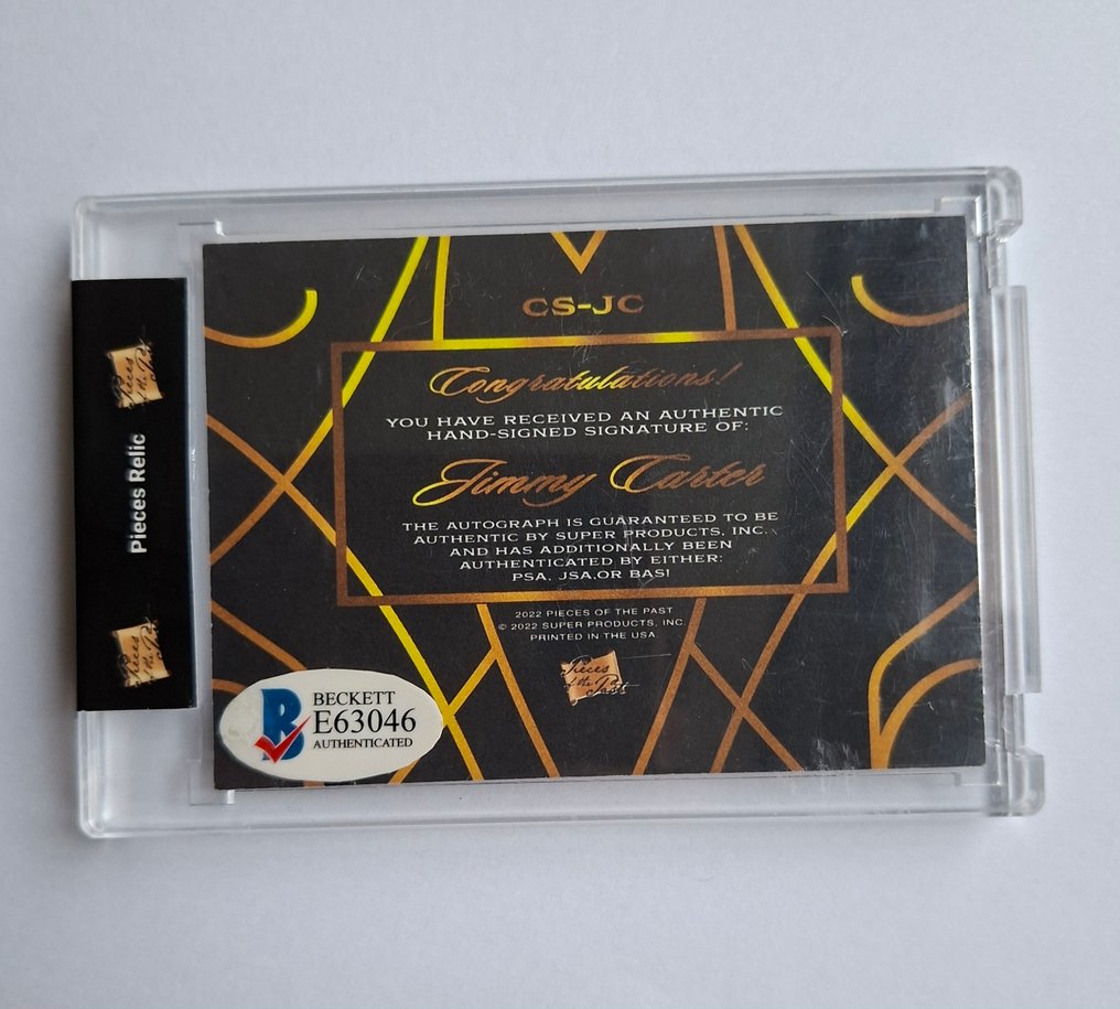 Pieces Relic - 1 Card #1.0